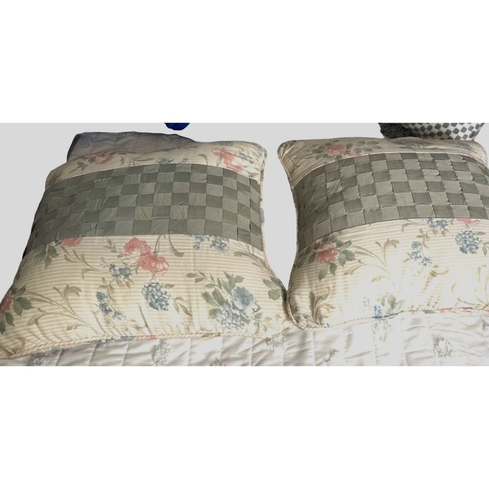 Chris Madden Floral Stripped Weaved Throw Pillow Set French Cottage Chic  Read